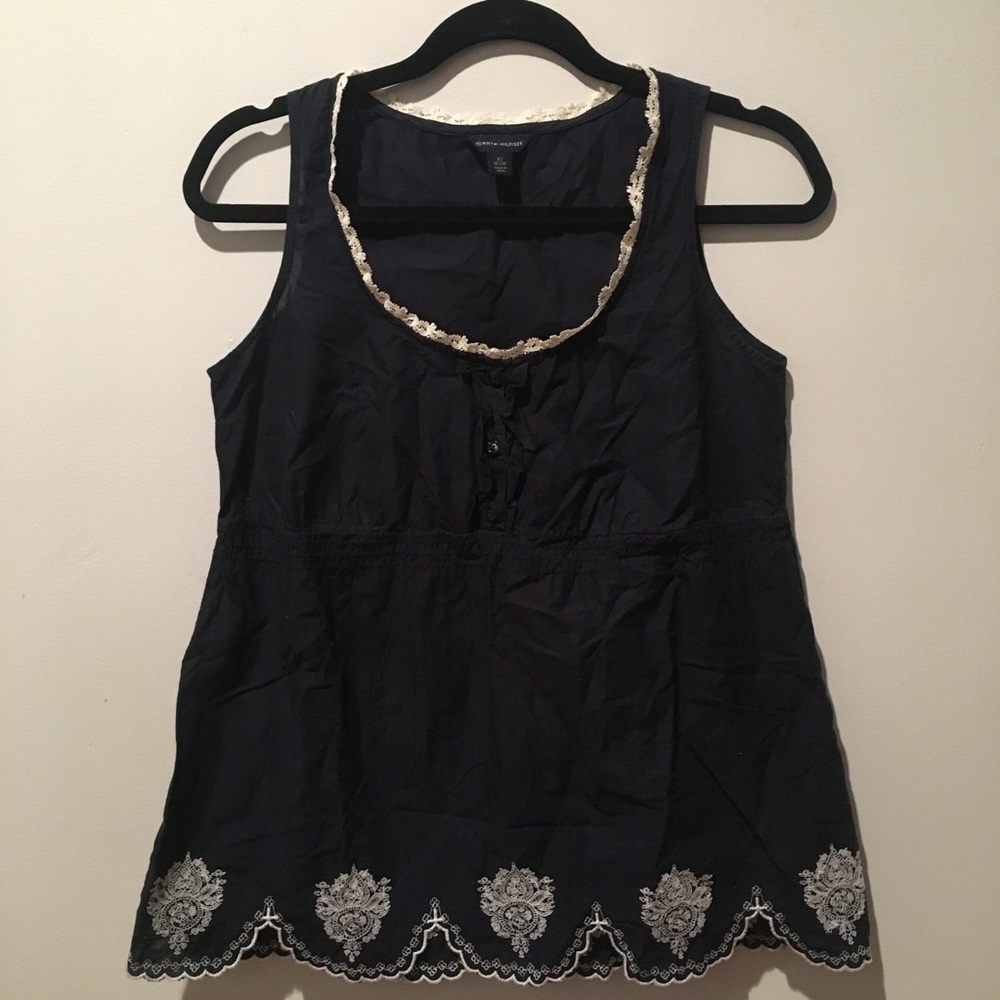 Tommy Hilfiger Navy Blue/white sleeveless blouse
